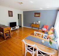 Flora Hill Creek Views - Darwin Tourism