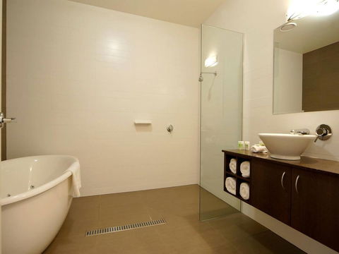 Mornington Hotel - Darwin Tourism 32
