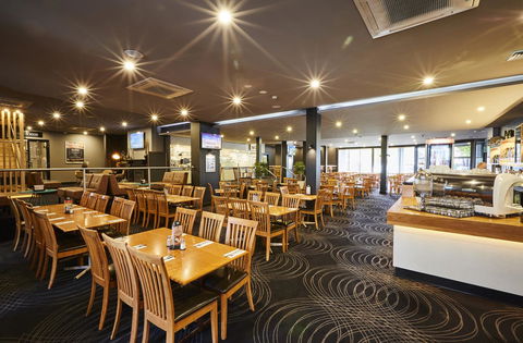 Mornington Hotel - Darwin Tourism 11