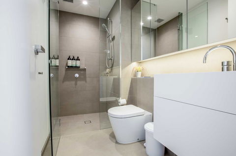 New Eureka 108 Hotel Apartments - Darwin Tourism 0