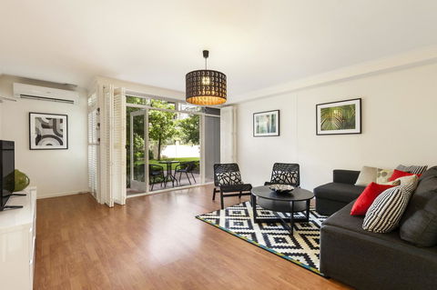 Melbourne Luxury Paradise - Darwin Tourism 2