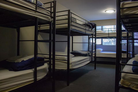 Nomads Melbourne Backpackers - Darwin Tourism 43