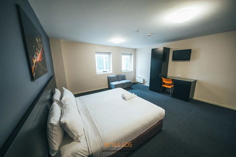 Nomads Melbourne Backpackers - Darwin Tourism 22