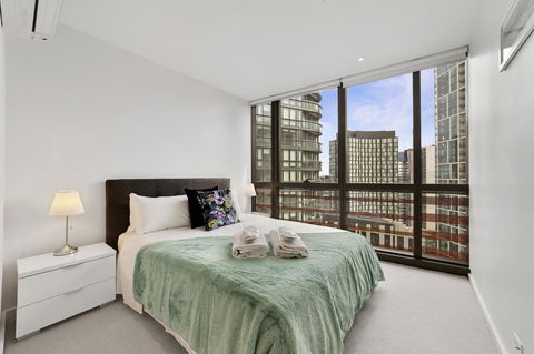 Best Views On Collins - Darwin Tourism 21