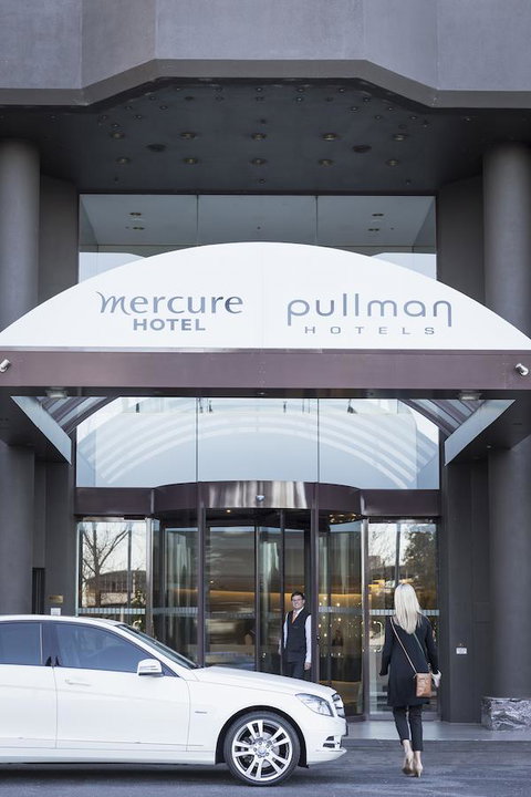 Mercure Melbourne Albert Park - Darwin Tourism 1
