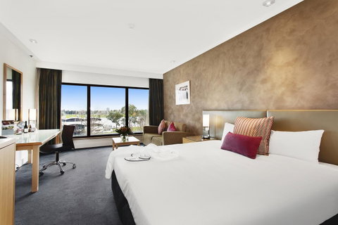 Mercure Melbourne Albert Park - Darwin Tourism 9