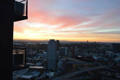 3BR Apartment At Victoria Tower Southbank - Darwin Tourism 20