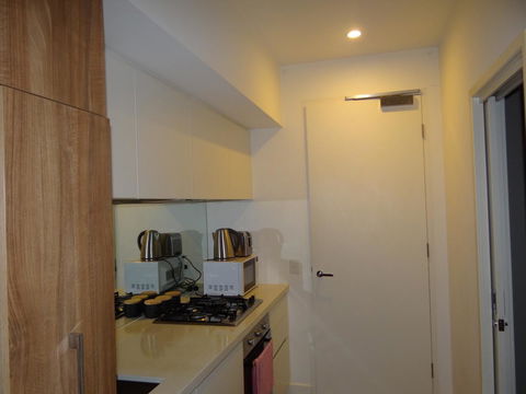 Amazing Accommodations: Vogue - Darwin Tourism 2