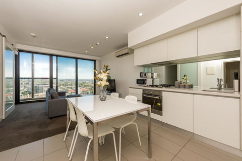 Amazing Accommodations: Vogue - Darwin Tourism 30
