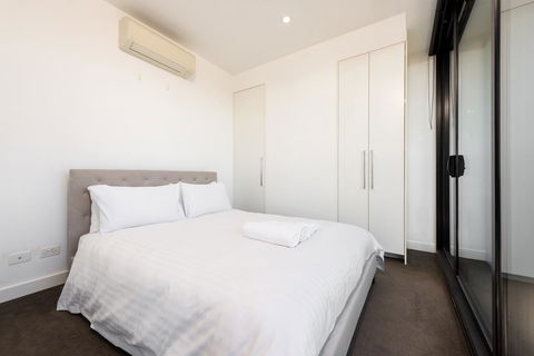 Amazing Accommodations: Vogue - Darwin Tourism 37