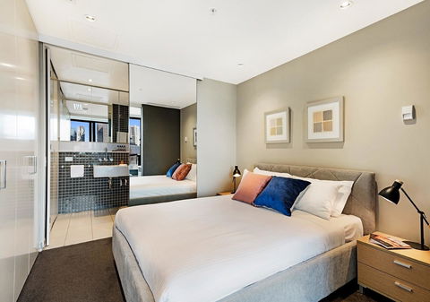 Corporate Keys - Freshwater Place - Darwin Tourism 7