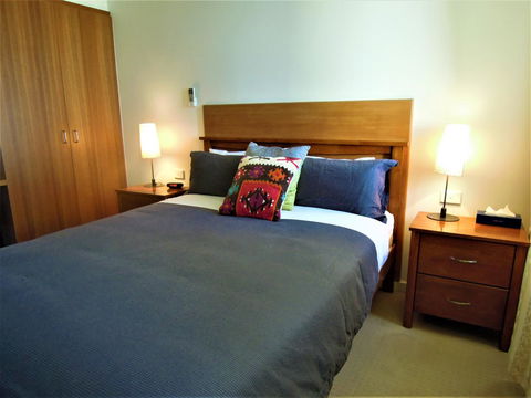 Plough Hotel - Darwin Tourism 5