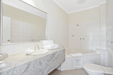 Quality Inn & Suites The Menzies - Darwin Tourism 31