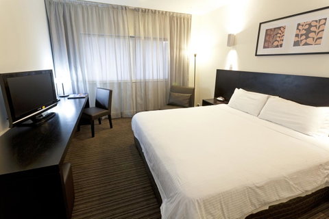 Causeway 353 Hotel - Darwin Tourism 5