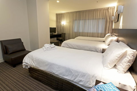 Causeway 353 Hotel - Darwin Tourism 20