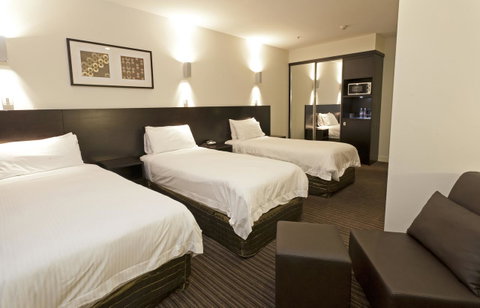 Causeway 353 Hotel - Darwin Tourism 21