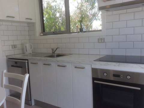 Avilla By The Bay - Darwin Tourism 11