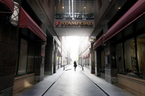 Stamford Plaza Melbourne - Darwin Tourism 6