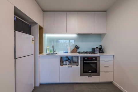 Guest House In Melbourne - Darwin Tourism 3