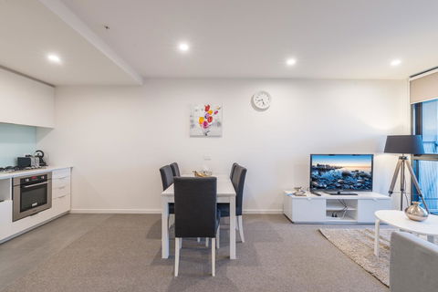 Guest House In Melbourne - Darwin Tourism 17