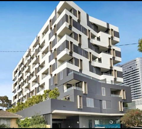 Guest House In Melbourne - Darwin Tourism 19