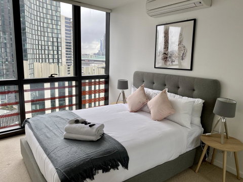 JC Waterfront Apartments On Collins - Darwin Tourism 5