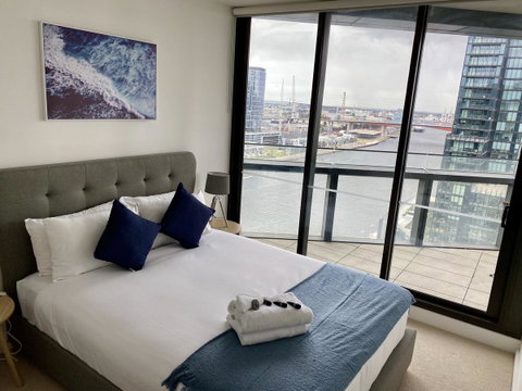 JC Waterfront Apartments On Collins - Darwin Tourism 3