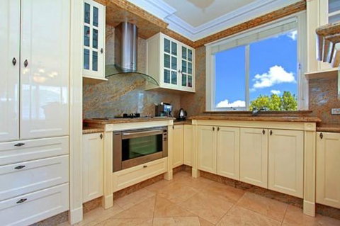 ABC Accommodation - Rosebud - Darwin Tourism 4