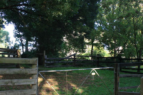 Strathmore Farm B&B - Darwin Tourism 24