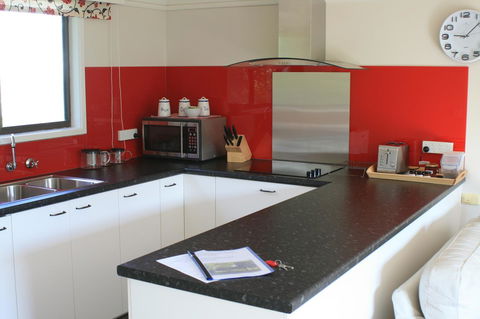 Strathmore Farm B&B - Darwin Tourism 13