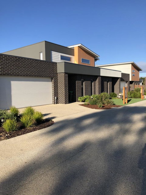 Escape On Birch - Darwin Tourism 35