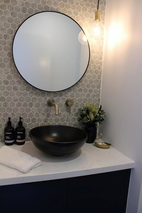 Escape On Birch - Darwin Tourism 7