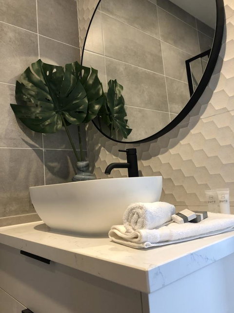 Escape On Birch - Darwin Tourism 11