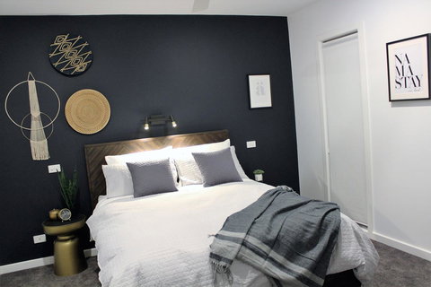 Escape On Birch - Darwin Tourism 10