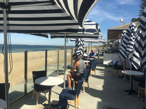 Elwood By The Beach - Darwin Tourism 9