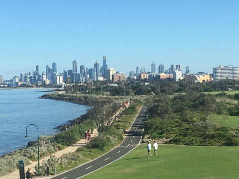 Elwood By The Beach - Darwin Tourism 8