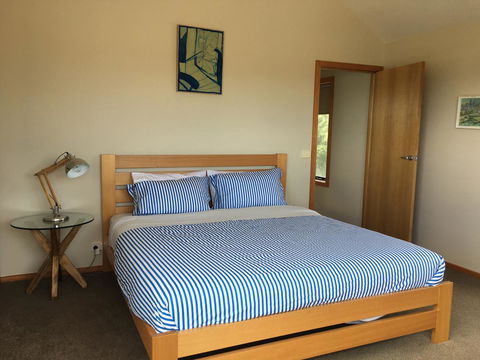 Apostle Hideaway - Central Port Campbell - Darwin Tourism 7