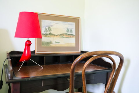 Miss Pym's Cottage - Darwin Tourism 22