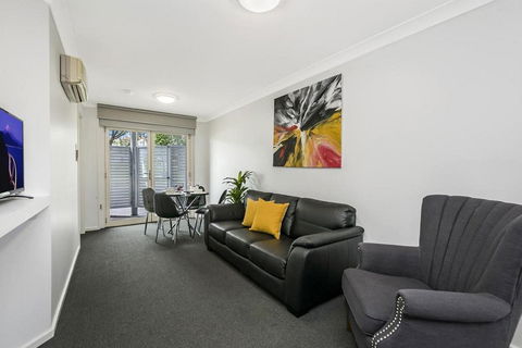 Apartments 521 - Darwin Tourism 8