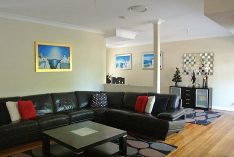 The Beach Townhouse - Darwin Tourism 3