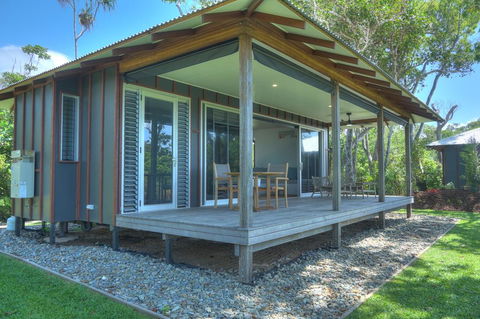 The Bungalows - Darwin Tourism 2