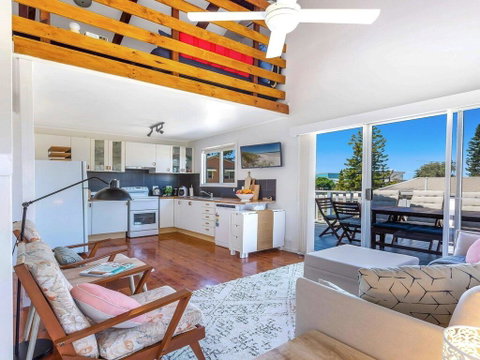 The Chalet At Callala Beach - Beach House Character - Darwin Tourism 0