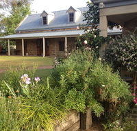 The Coach House on River and Park - Darwin Tourism