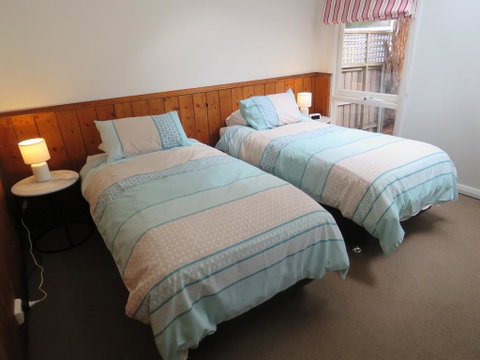 The Cottage South Hobart - Darwin Tourism 3