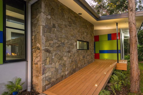 The Feathered Nest - Luxury Wildlife Retreat - Darwin Tourism 3