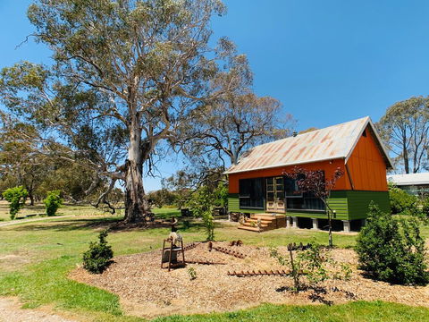 The Funny Farm - Animals / Churchhouse / Amazing Experience - Darwin Tourism 2