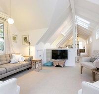 The Gatehouse - Light filled cottage in the leafy suburb of Hawthorn - Darwin Tourism