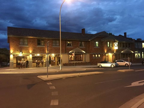 The George Hotel - Darwin Tourism 0