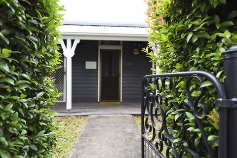The Grey House - Darwin Tourism 2
