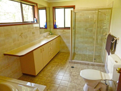 The Happy Shack @ Callala Bay - Darwin Tourism 2
